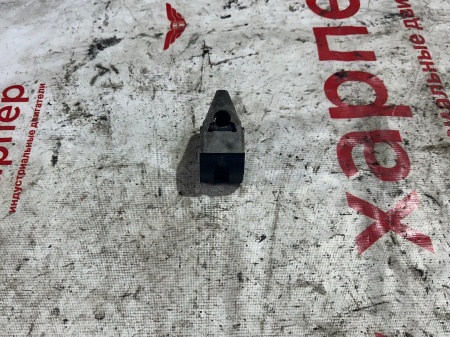 3895831-2